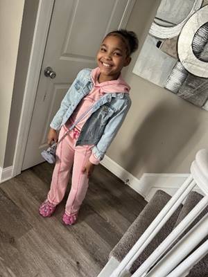 Golden Cub La'Miya