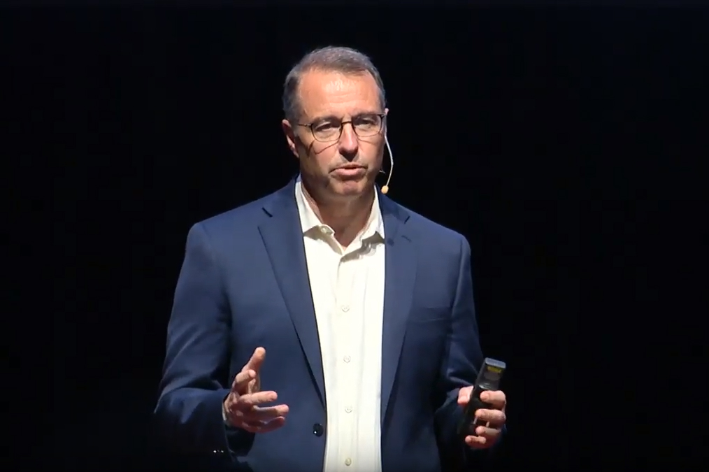 Kelly Kelleher, MD, MPH presenting at DISCOVERYx 2019.