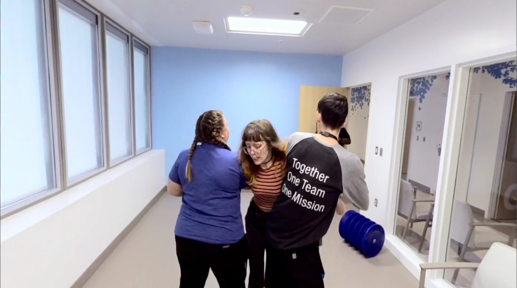 VR training to teach staff de-escalation techniques when patients or family members become aggressive or violent.