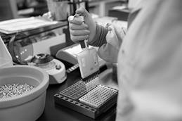 Diagnostic Immunology Lab behind the scenes
